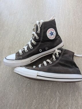 Kids Converse Chuck Taylor All Star High Top Sneakers, Big Kid Sz 5
